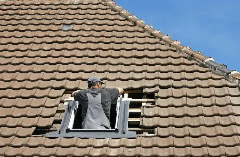 Pose de velux - Blaincourt-lès-Précy